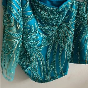 Crop Top Shirt With Skirt